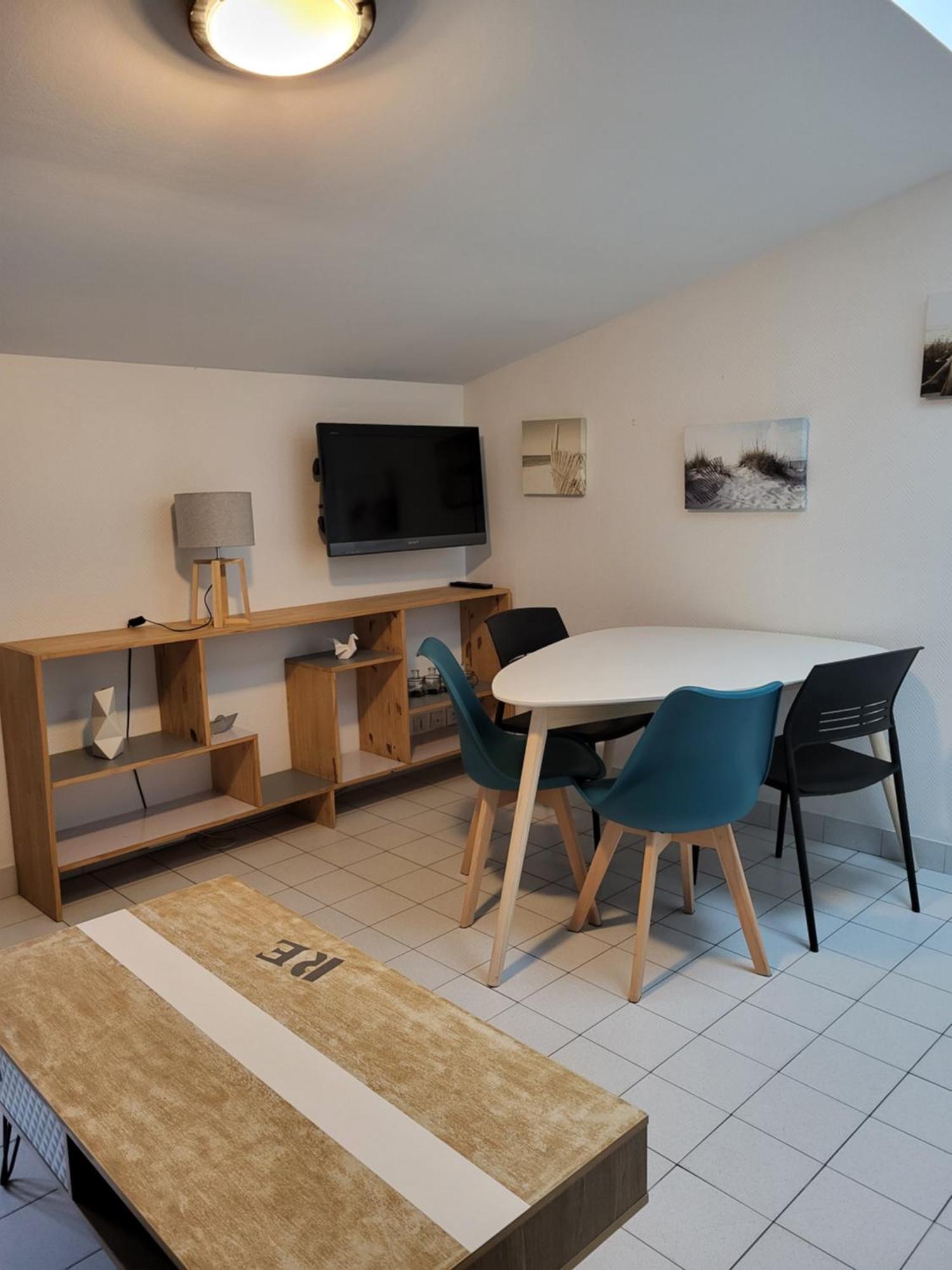 Le Clos Des Sternes La Flotte Kültér fotó