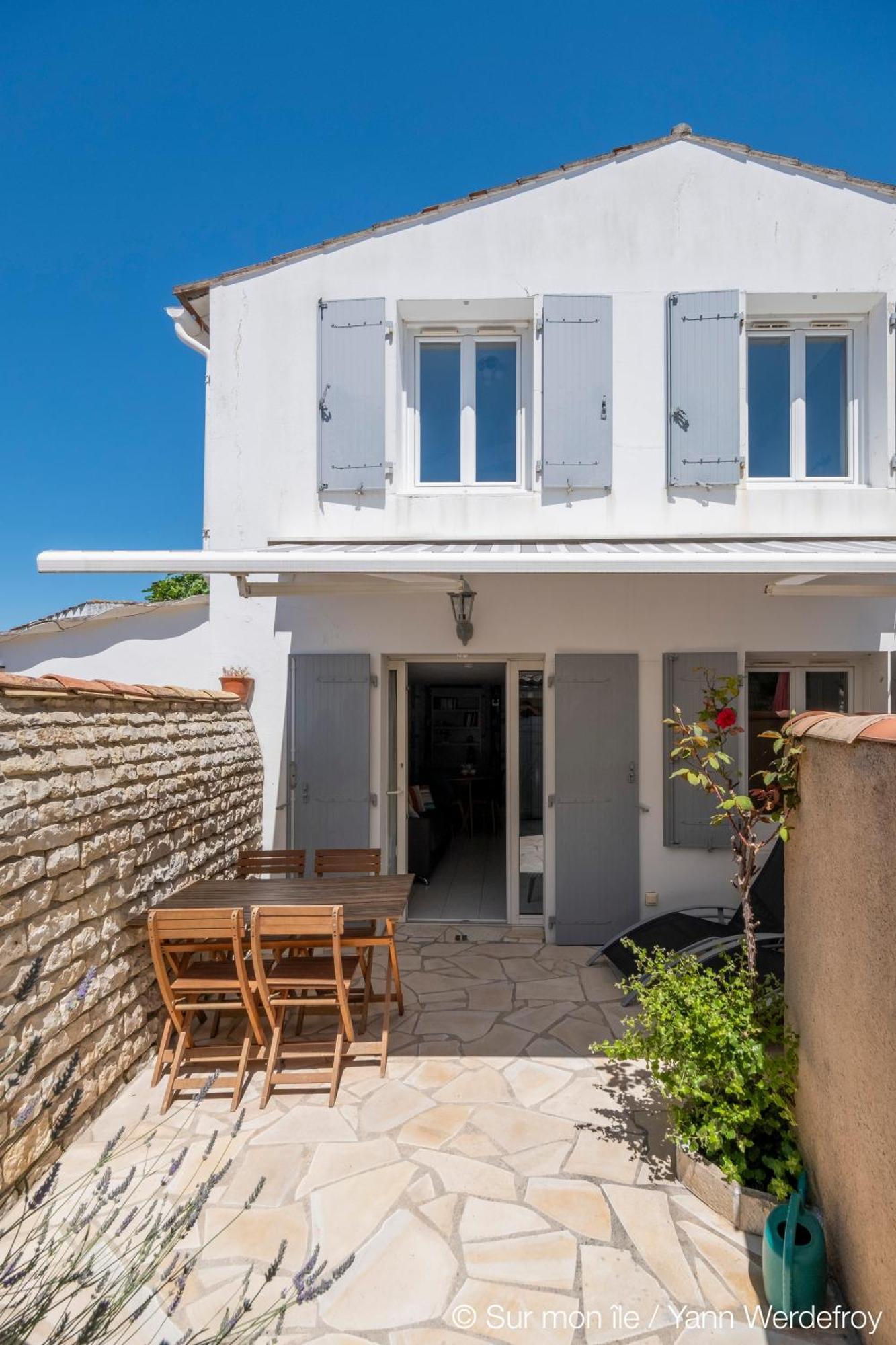 Le Clos Des Sternes La Flotte Kültér fotó