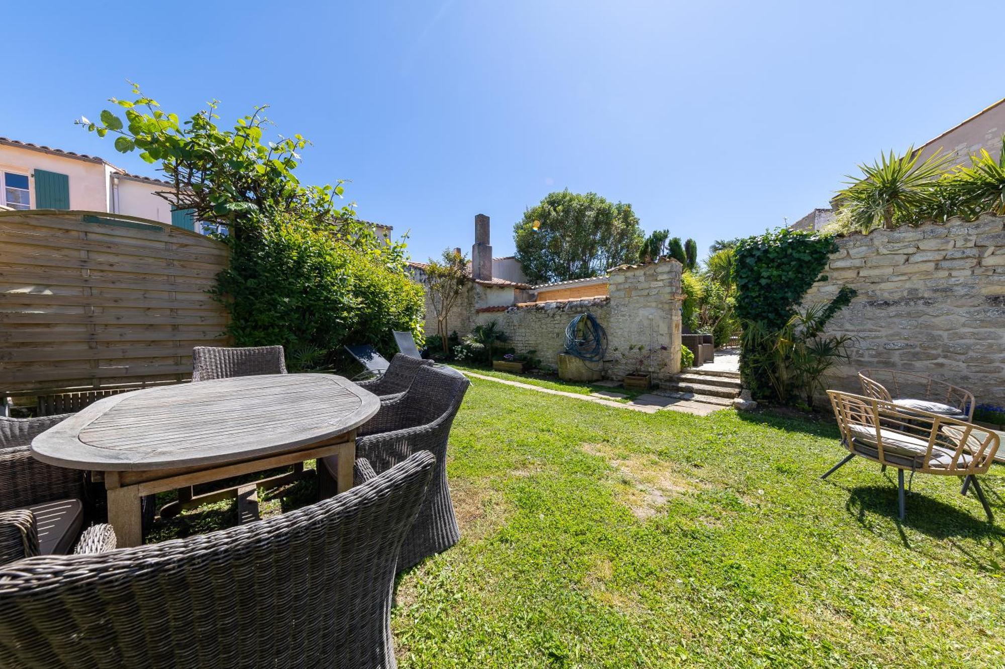Le Clos Des Sternes La Flotte Kültér fotó